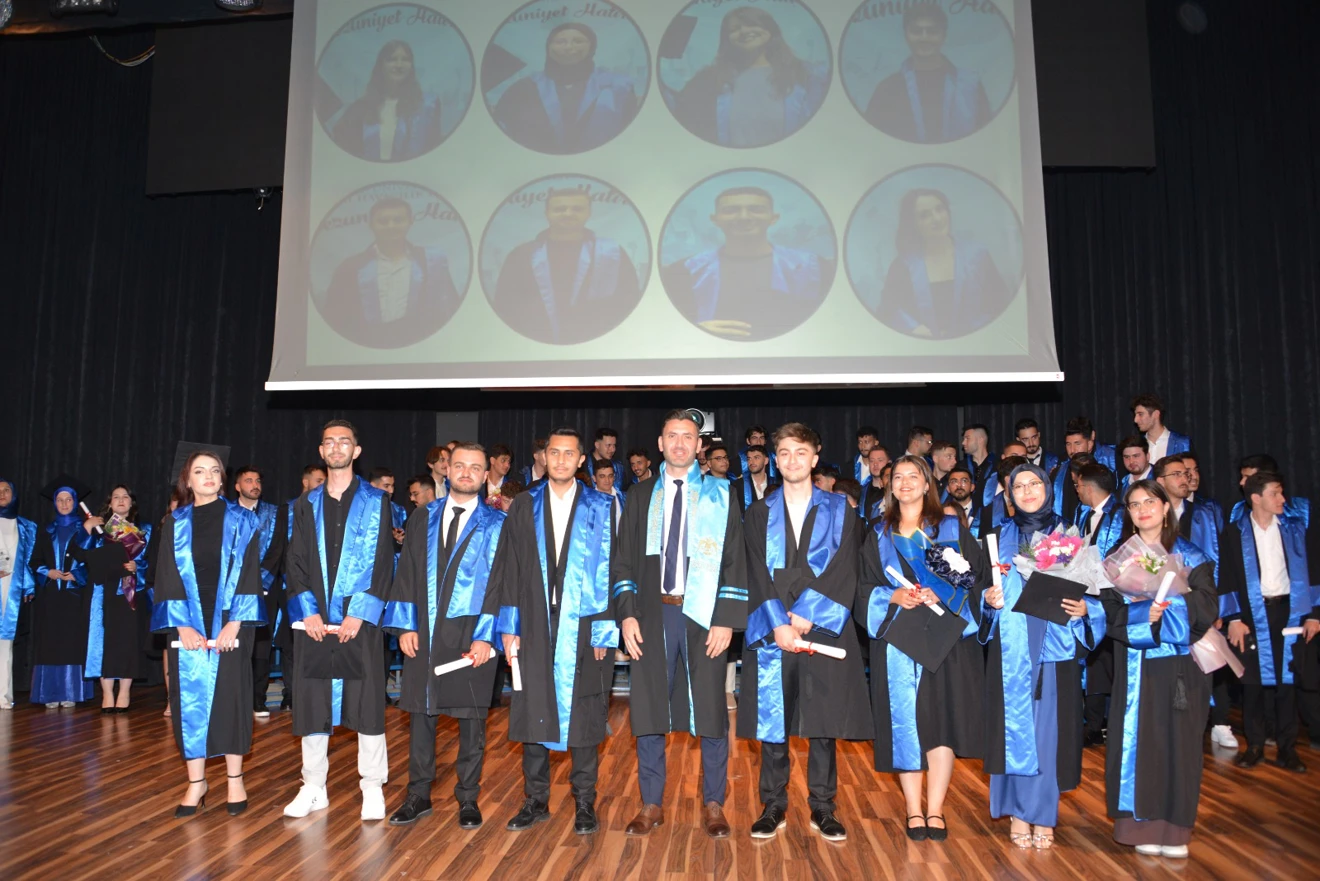 🎓 Yüksekokulumuzda Mezuniyet Coşkusu